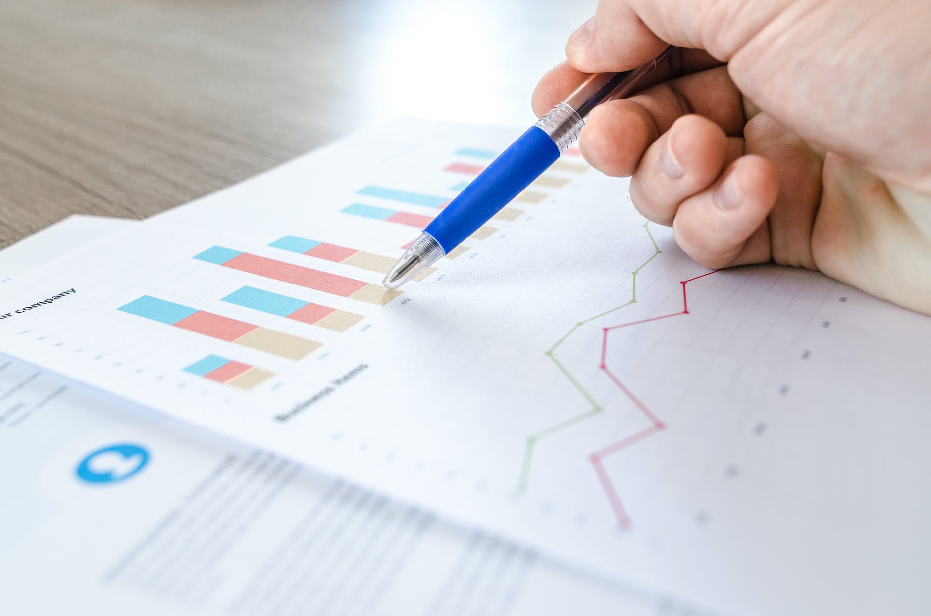 Solved Exercises of Distribution in Operations Simulation